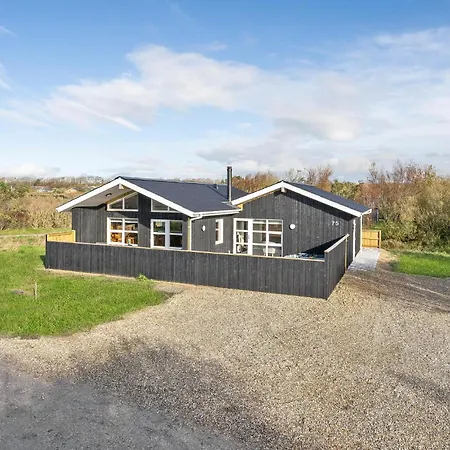 Awesome In With Sauna Holiday home Vestervig